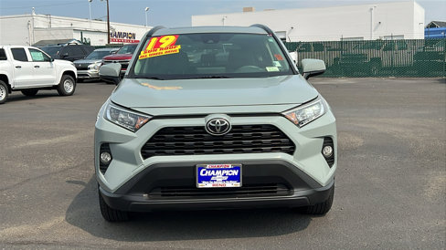 Used 2019 Toyota RAV4 XLE w/ Carpet Mat Package image 2