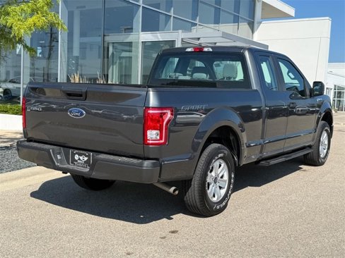 Used 2017 Ford F150 XL w/ Equipment Group 101A Mid image 3
