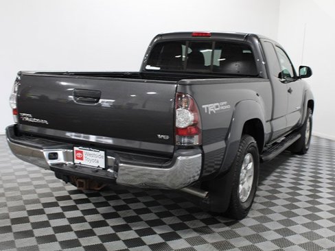 Used 2013 Toyota Tacoma 4x4 Access Cab V6 image 6