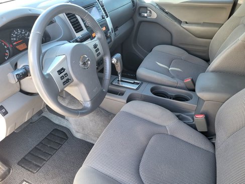Used 2018 Nissan Frontier SV w/ Value Truck Package image 9