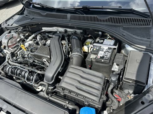 Used 2024 Volkswagen Jetta SE image 30