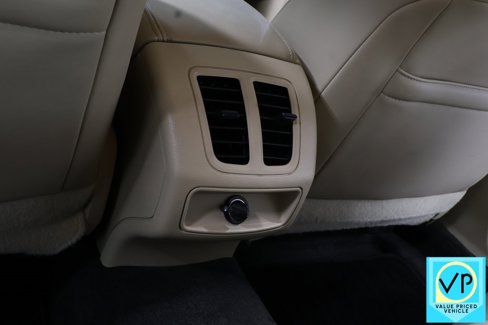 Used 2015 Ford Taurus Limited image 25