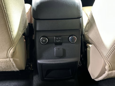 Used 2016 Ford Explorer FWD image 32