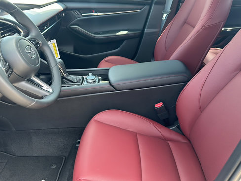 New 2025 MAZDA MAZDA3 Carbon image 10