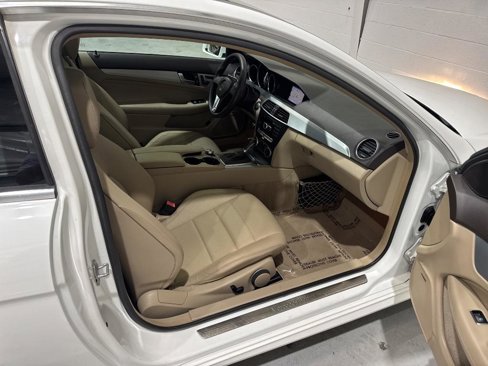 Used 2013 Mercedes-Benz C 250 Coupe image 46