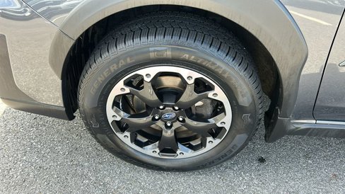 Certified 2022 Subaru Crosstrek 2.0i Premium w/ Moonroof Package image 5