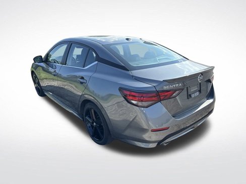 Used 2022 Nissan Sentra SR w/ Electronics Package image 3