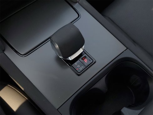 Used 2024 Land Rover Discovery Sport S image 26