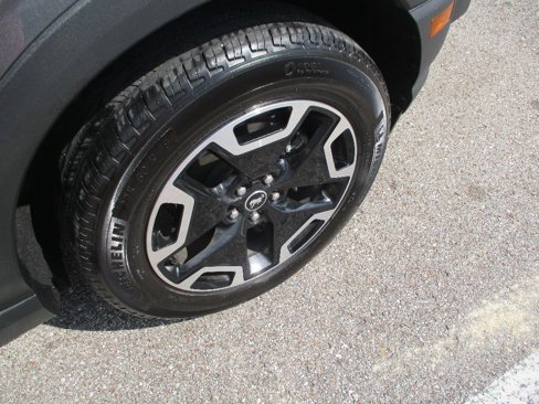 Used 2024 Ford Bronco Sport Outer Banks w/ Tech Package image 22