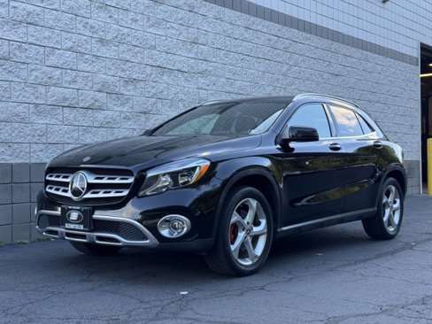 Used 2018 Mercedes-Benz GLA 250 4MATIC image 1