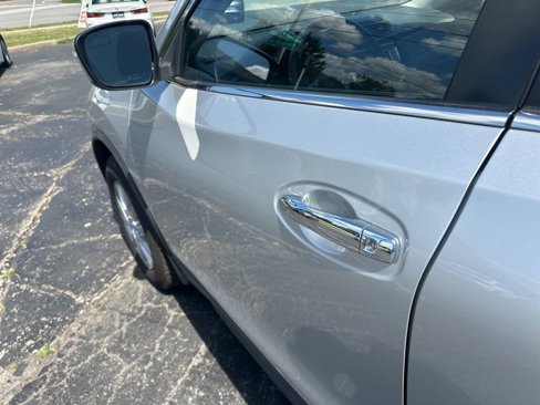 Used 2019 Nissan Rogue S w/ Special Edition Package image 11