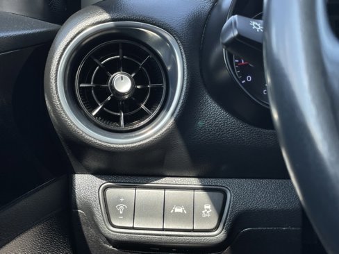 Used 2019 Kia Forte S image 15