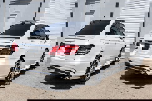 Used 2016 Mercedes-Benz E 400 Sedan image 8