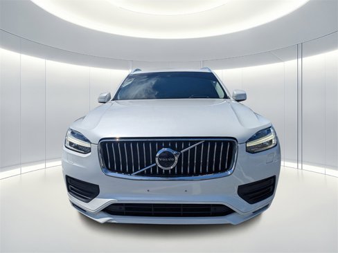 Used 2020 Volvo XC90 T6 Momentum w/ Protection Package image 9