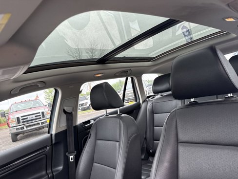 Used 2014 Volkswagen Jetta TDI image 16