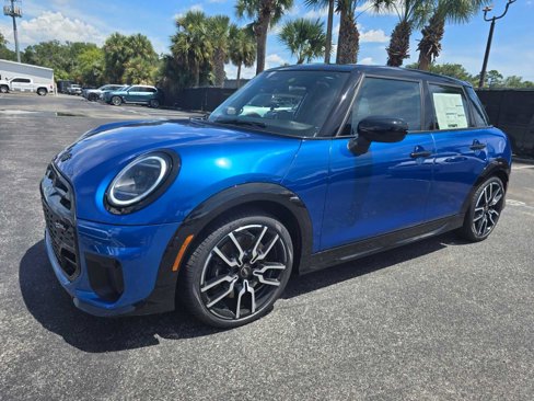 New 2025 MINI Cooper S image 2