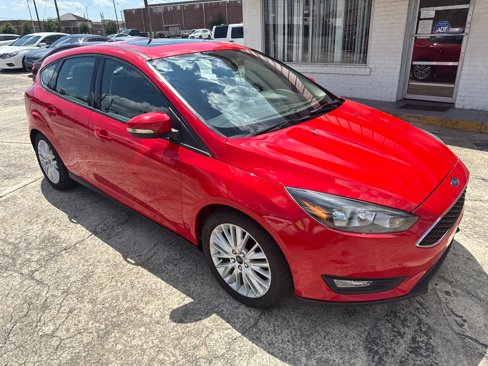 Used 2015 Ford Focus SE w/ Equipment Group 201A image 2