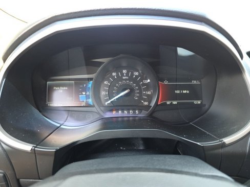 Used 2019 Ford Edge SEL image 20