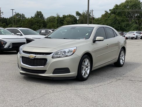 Used 2015 Chevrolet Malibu LT w/ Power Convenience Package image 3