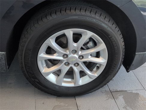 Used 2018 Chevrolet Equinox LS image 17