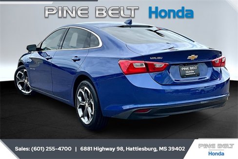 Used 2023 Chevrolet Malibu LT image 2