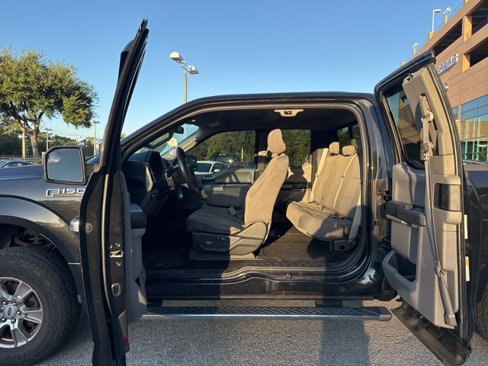 Used 2015 Ford F150 XLT w/ Equipment Group 302A Luxury image 13