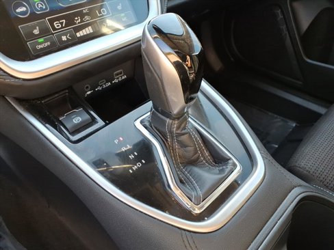 Used 2023 Subaru Outback Premium image 23