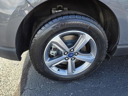 Used 2022 Ford Edge SEL image 42