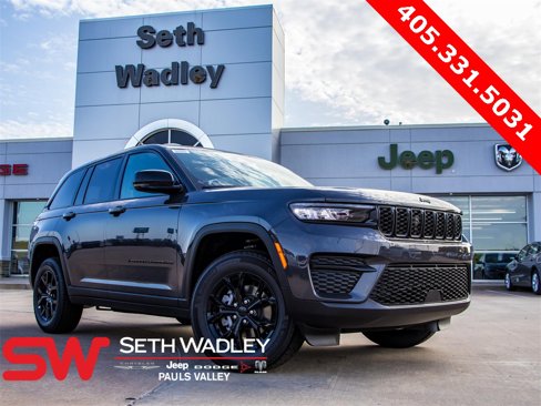 New 2025 Jeep Grand Cherokee Altitude image 1