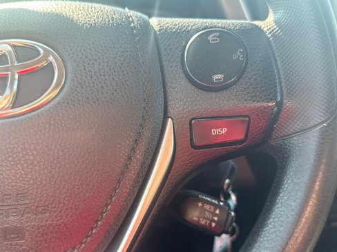 Used 2015 Toyota RAV4 LE image 20
