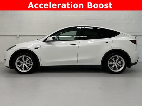 Used 2021 Tesla Model Y Long Range image 3
