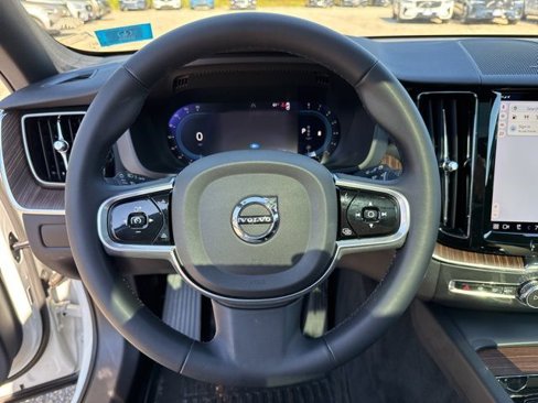 Certified 2023 Volvo XC60 B5 Plus w/ Climate Package image 12