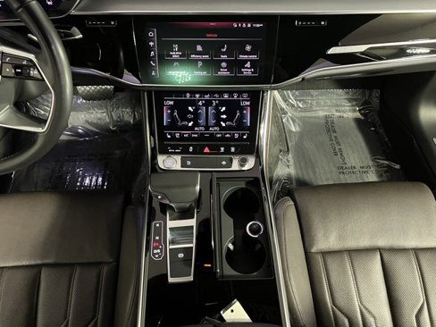 Used 2019 Audi A8 L 3.0T w/ Executive Package image 13