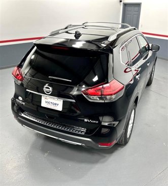 Used 2017 Nissan Rogue SV image 9