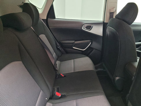 Used 2023 Kia Soul LX w/ LX Technology Package image 19