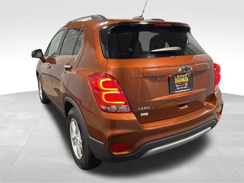 Used 2019 Chevrolet Trax LT w/ LT Convenience Package image 6