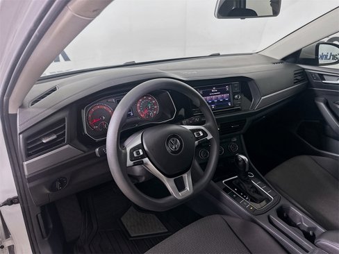 Used 2019 Volkswagen Jetta S image 8