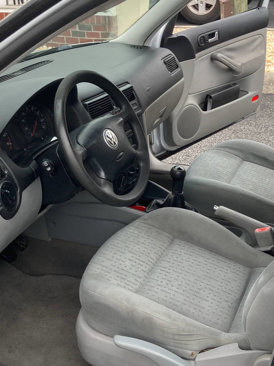 Used 2006 Volkswagen Golf GL image 6