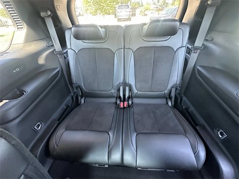 Used 2023 Jeep Grand Cherokee L Laredo image 16