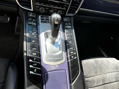 Used 2013 Porsche Panamera GTS image 35