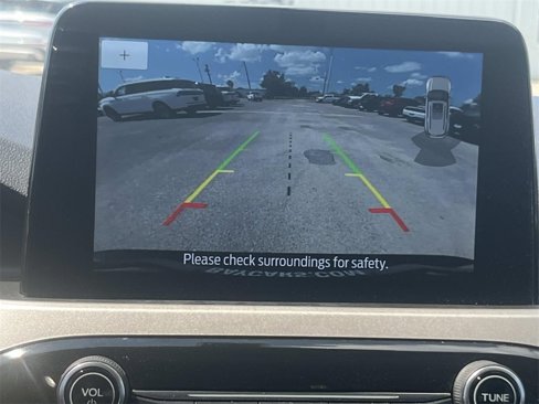 Used 2022 Ford Escape SE image 25