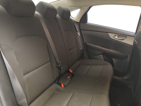 Used 2020 Kia Forte LXS image 19