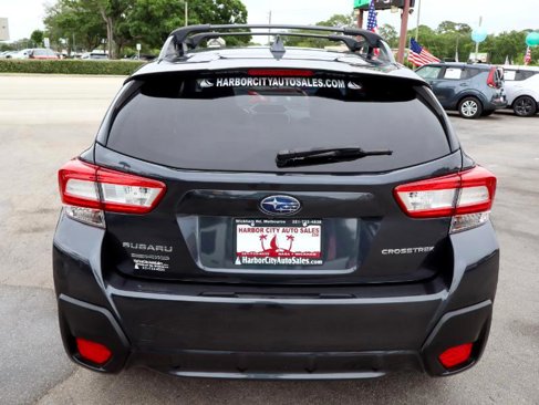 Used 2019 Subaru Crosstrek 2.0i Premium w/ Eyesight System image 4