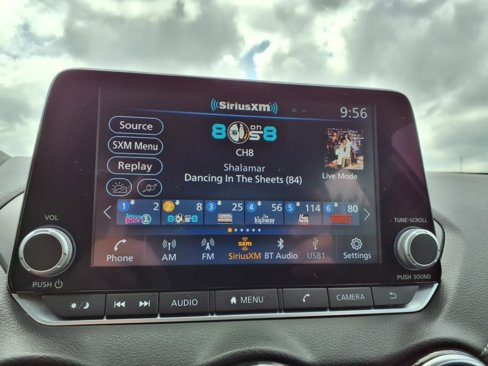 Used 2022 Nissan Sentra SV image 12