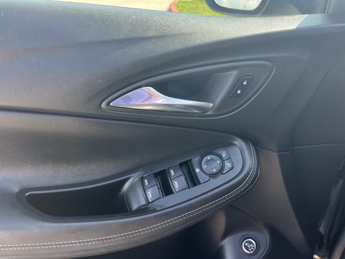 Used 2023 Buick Encore GX Select image 14