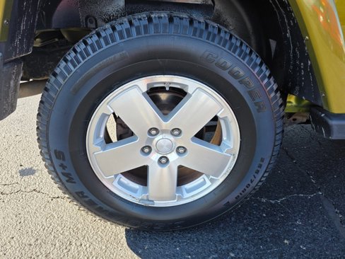 Used 2008 Jeep Wrangler Sahara w/ Dual Top Group image 20