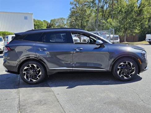 Used 2023 Kia Sportage SX image 12