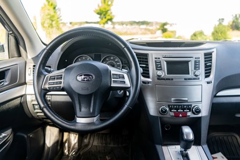 Used 2014 Subaru Outback 2.5i Premium image 15