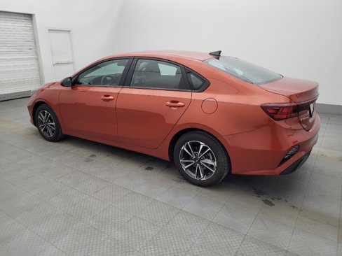 Used 2023 Kia Forte LXS image 3