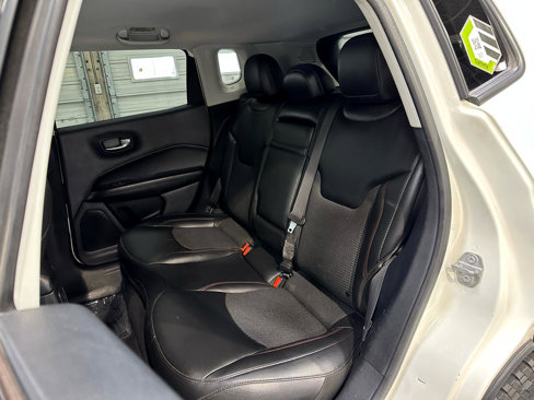 Used 2019 Jeep Compass Trailhawk image 13